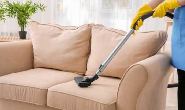 Mua ghế sofa cao cấp phải dùng máy hút bụi loại nào để vệ sinh?
