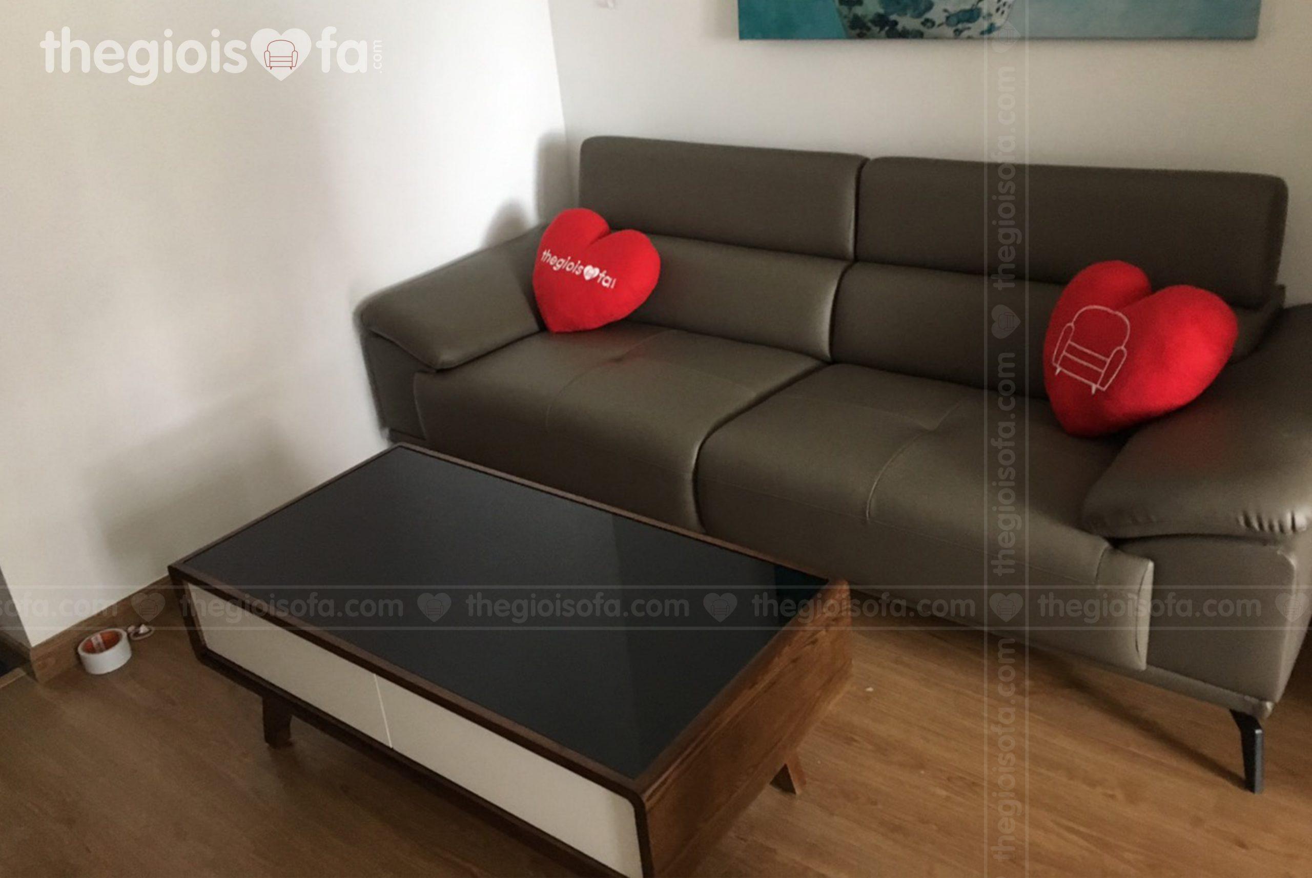 Giao hàng combo Sofa văng da Dorsten, bàn trà Suki mặt kính cho anh Thái tại Iris Garden – Mua sofa Quận Nam Từ Liêm