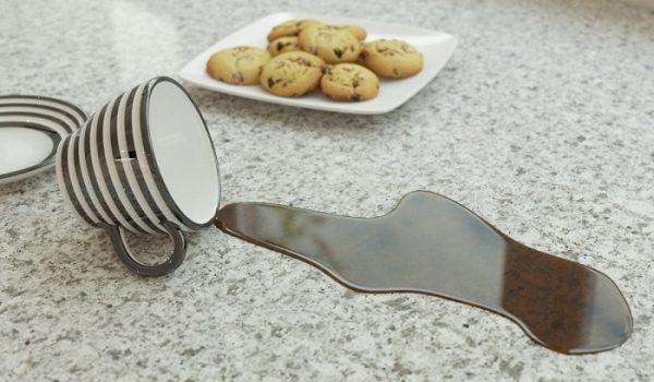 Mẹo bảo quản và vệ sinh bàn ăn mặt đá Ceramic đúng cách