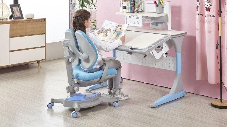 Bàn học Ergonomic
