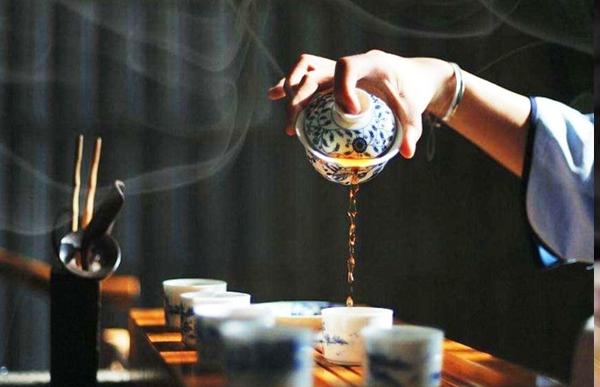 Chén uống trà