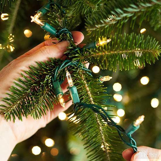 đèn cây thông Noel với ánh sáng trắng