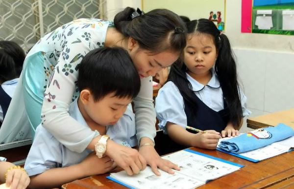 Ngày Nhà giá quốc tế là để tôn vinh các giáo viên, những đóng góp của họ trong các lớp học và cộng đồng