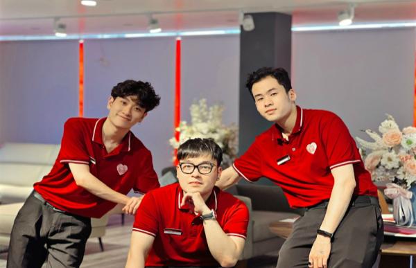 Đội ngũ nhân viên trẻ, nhiệt huyết, được đào tạo bài bản