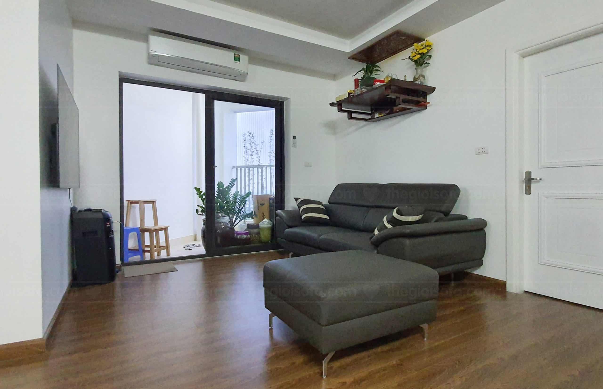 Giao ghế sofa băng cho gia đình anh Vương – Công ty Hanoi Tech