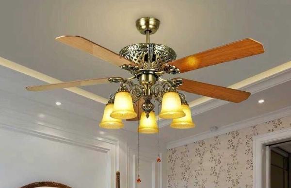 Đèn đa chức năng