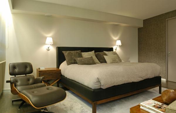 Đèn treo tường cho phòng ngủ