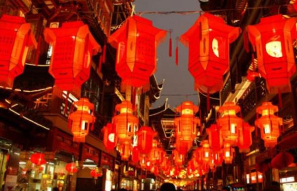 Tổng hợp những mẫu đèn trang trí Tết đẹp nhất 2022