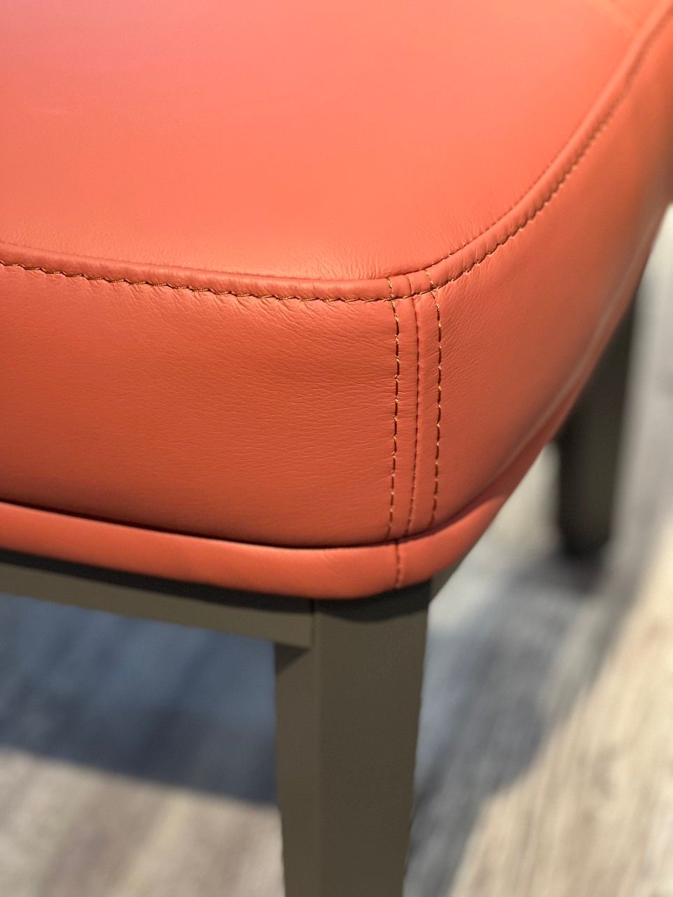 Sofa đôn Kuka D832-B